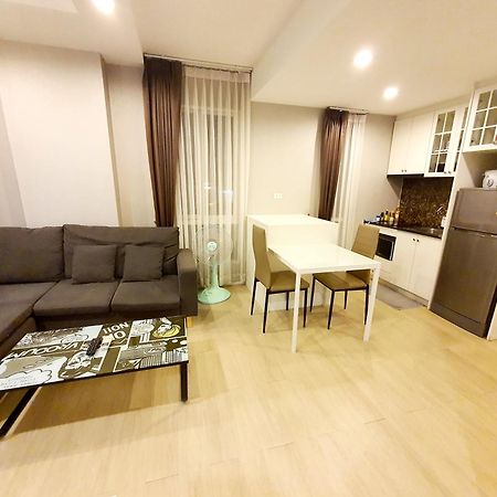 Апартаменти Chic Seaview @ The Patio Bangsaen Екстер'єр фото
