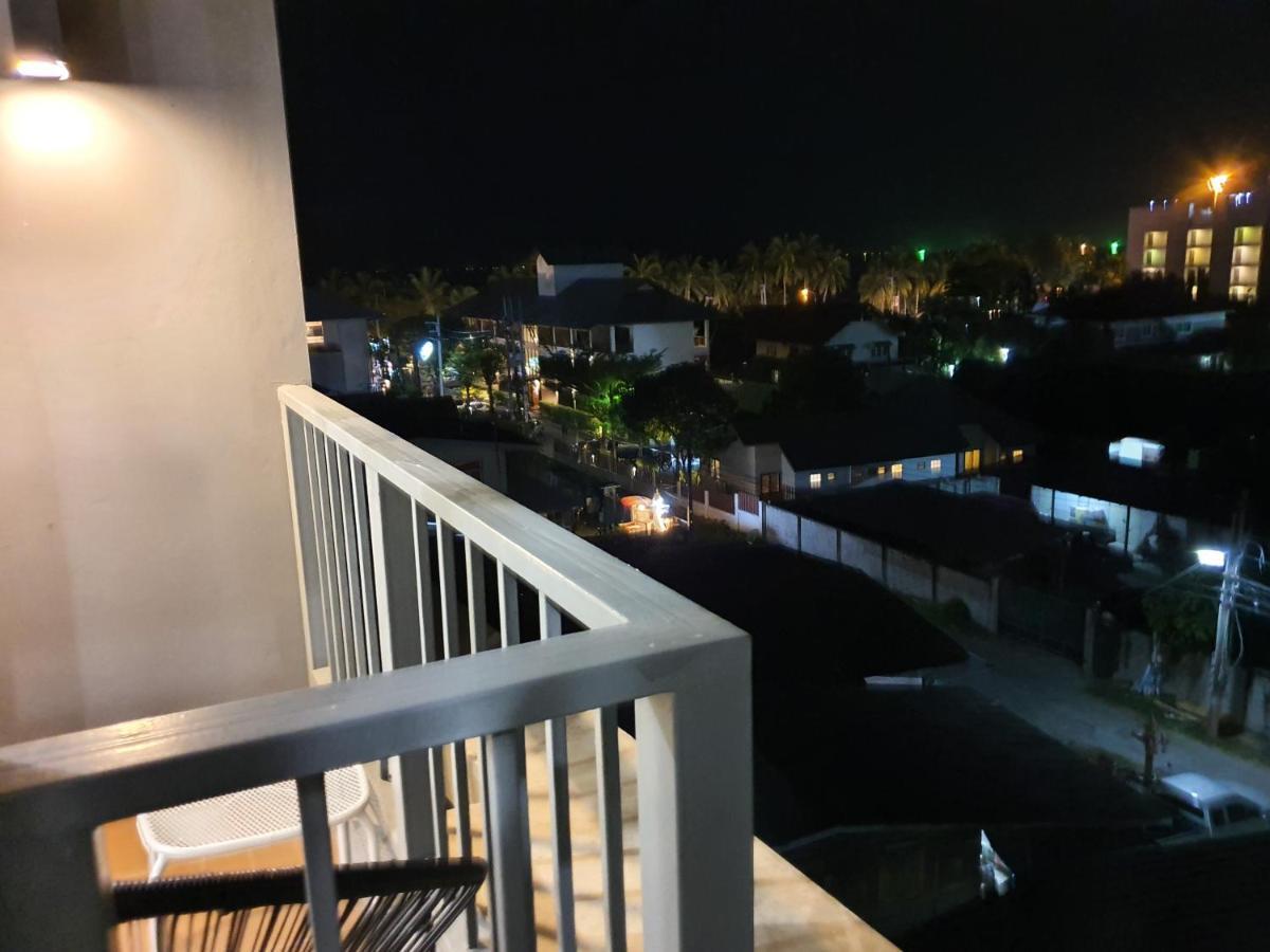 Апартаменти Chic Seaview @ The Patio Bangsaen Номер фото